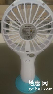 迷你风扇 夏日里的清凉伴侣，真的值得买吗？
